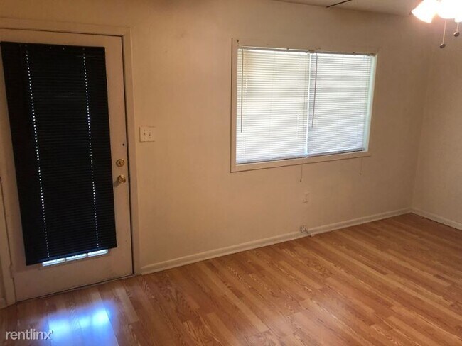 Building Photo - 3 br, 1 bath House - 3315 Suncrest