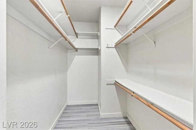 Building Photo - 5042 S Rainbow Blvd