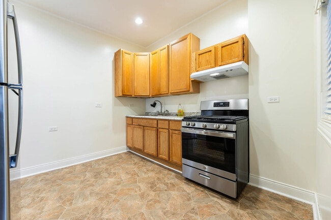 Building Photo - 3827 W Flournoy St