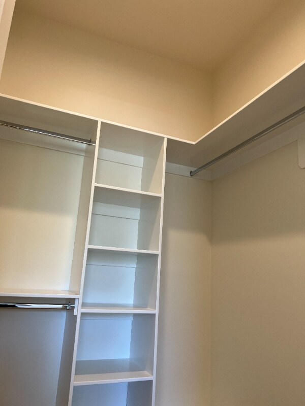 Building Photo - 203 S Meridith Ave