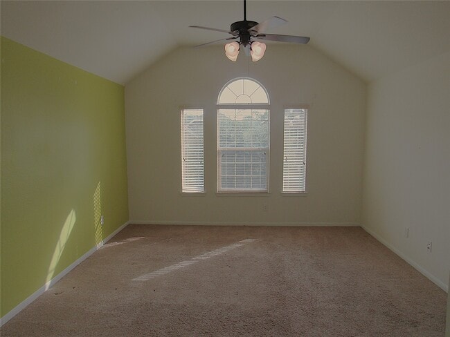 Building Photo - 17043 Amarose Dr