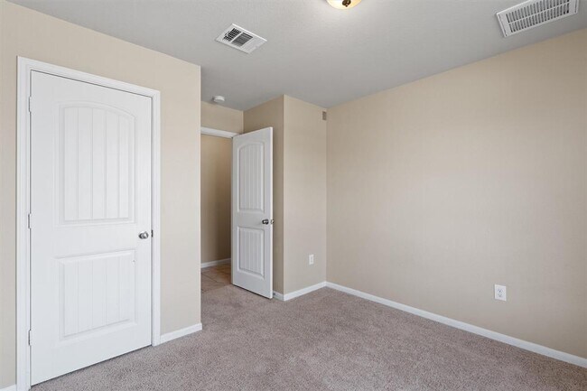 Building Photo - 5905 Montrelia Dr