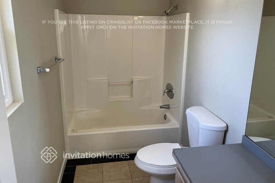 Building Photo - 16616 155th St SE