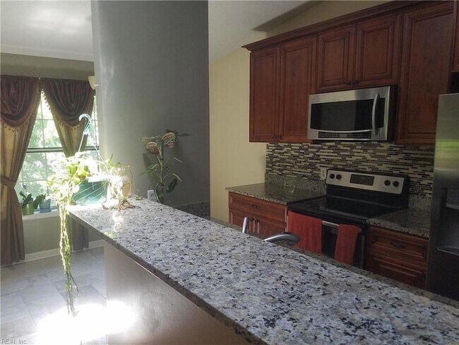 Building Photo - 4126 Thalia Station Cir