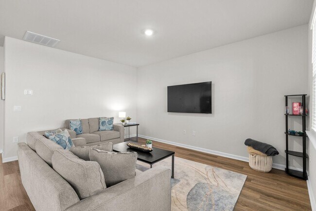 Building Photo - 3144 Fair Rdg Wy