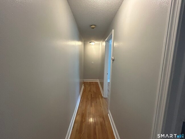 Building Photo - 14 Normandy Dr