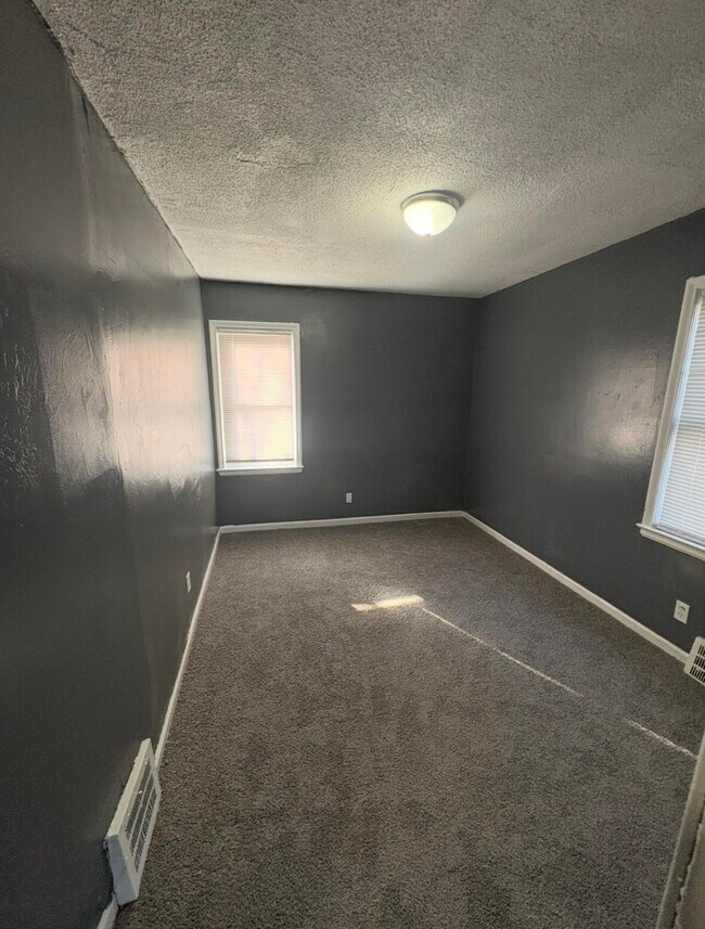 Building Photo - 15714 Novara St