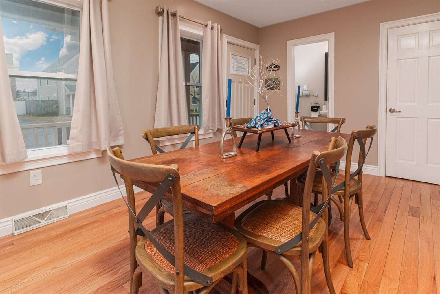 Building Photo - 19 S Franklin St