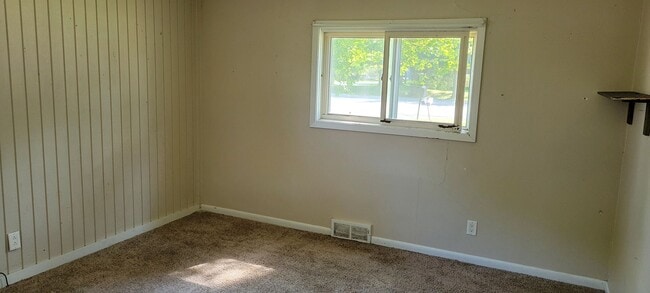 Building Photo - 3 Bed 1 Bath Single Family Home in Wausau