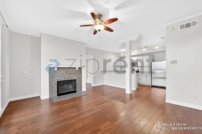 Building Photo - 6318 Richmond Ave