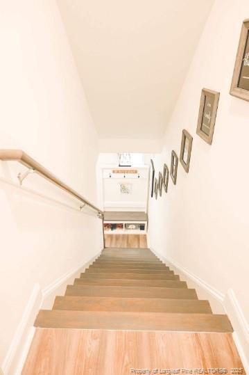 Building Photo - 1152 Arailia Dr
