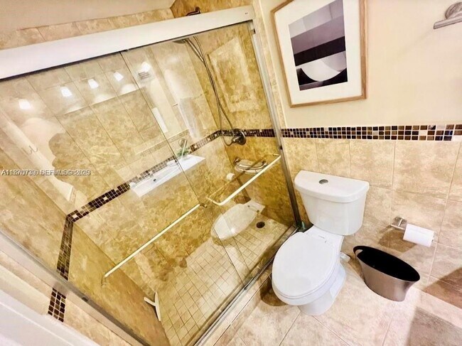 Building Photo - 3505 S Ocean Dr