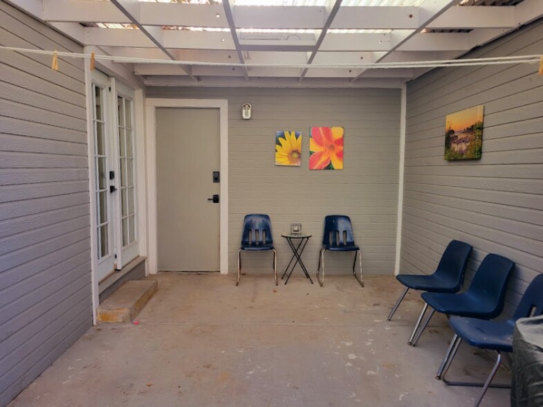 Building Photo - 259 Quincy Ln