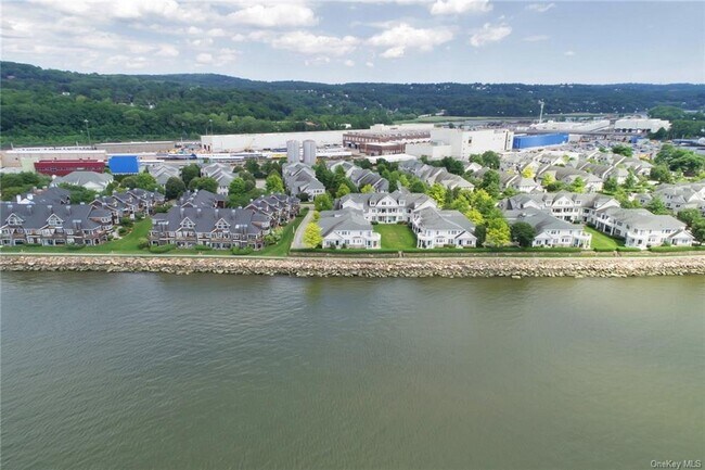 Building Photo - 205 Half Moon Bay Dr