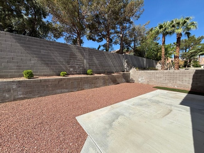 Building Photo - Gorgeous 3Bed/2.5Bath, 2-Story home located in Summerlin