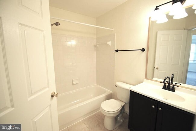 Building Photo - 12823 Fair Briar Ln