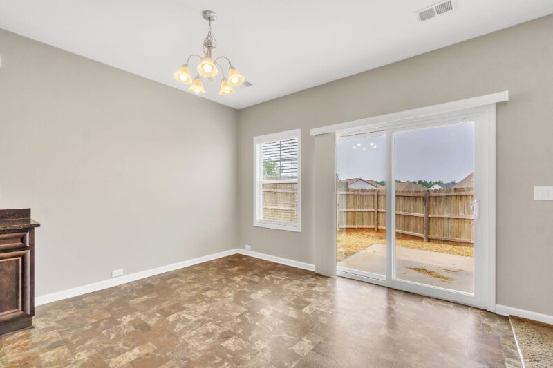 Building Photo - 125 Viewmont Dr