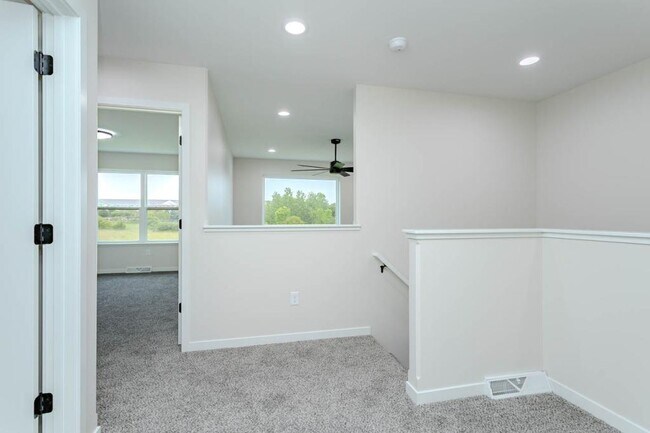 Building Photo - 3504 Green Pastures Ln