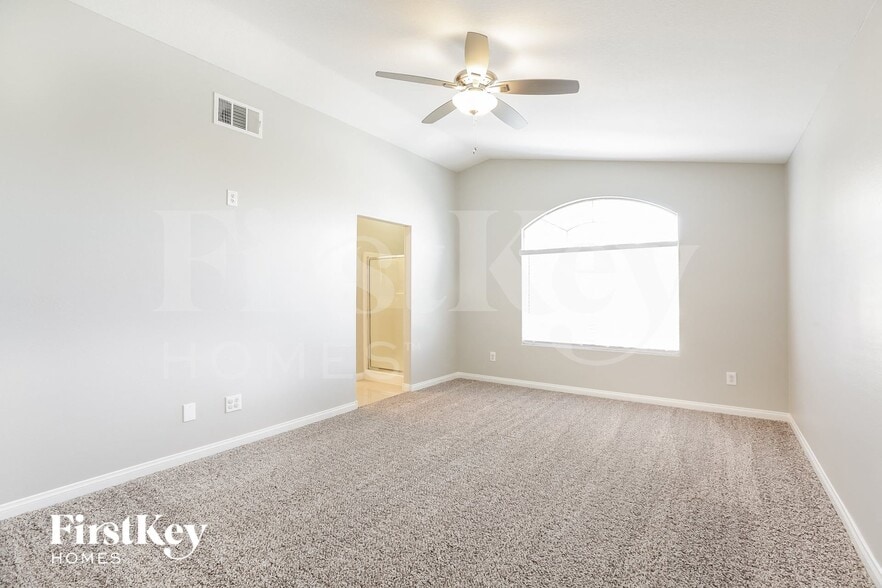 Building Photo - 9501 Forest Lily Ct
