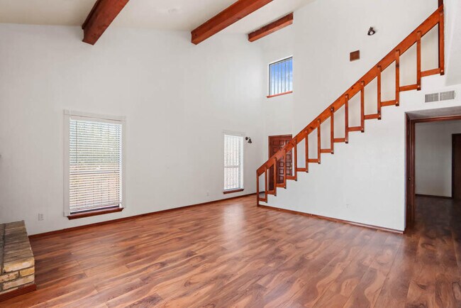 Building Photo - 7080 Portugal Dr