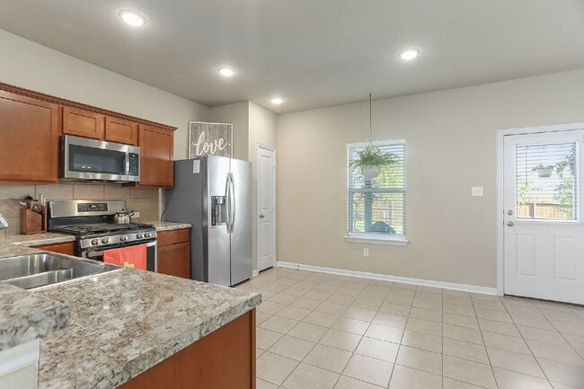 Building Photo - 158 Javelina Hl