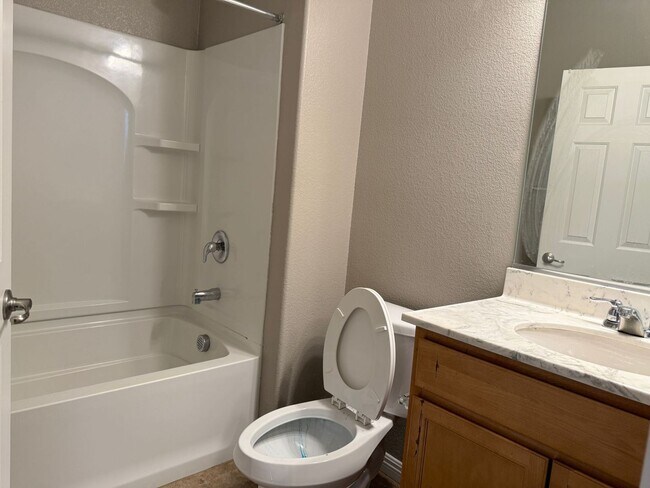 Building Photo - Beautiful home located in Summerlin North