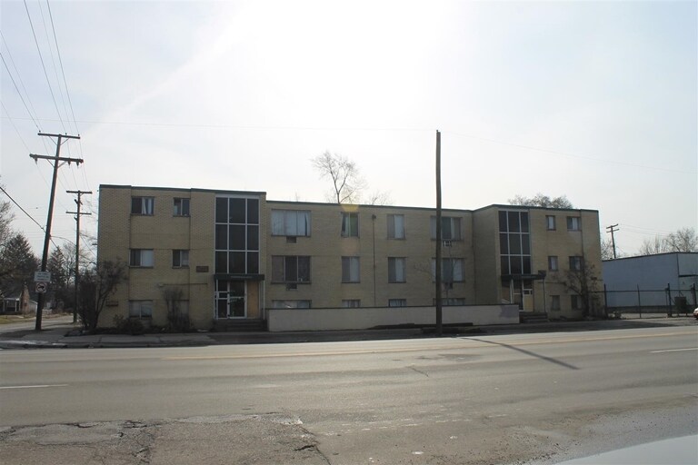 Building Photo - Worthfield Apartments