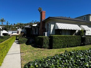 Building Photo - 2 Bedroom 1 Bath Duplex for Rent in Uptown Whittier