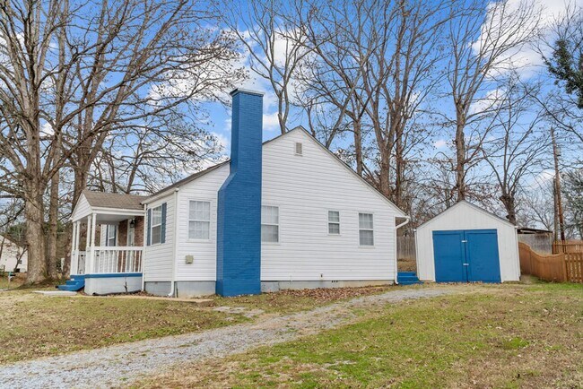 Building Photo - Cozy 3bd/1bth Cottage in Alcoa!