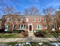 Building Photo - 1745 N Troy St
