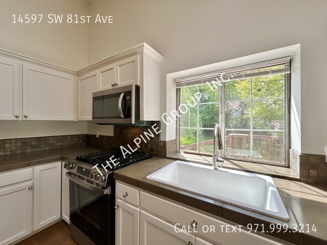 Building Photo - 14597 SW 81st Ave