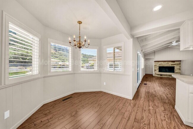 Building Photo - 10160 Sunstar Rd