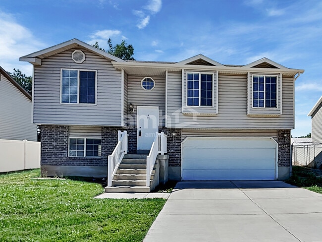 Building Photo - 617 S 375 W