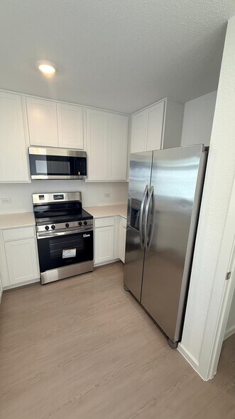 Building Photo - 419 Shearwater Ave