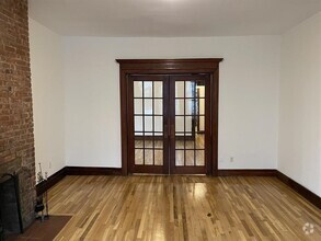 Building Photo - 16 46th St