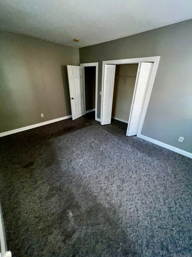 Building Photo - 24 Mortson St