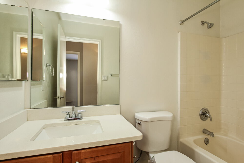 Building Photo - 13273 W Mauna Loa Ln