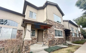 Building Photo - 1325 S Chambers Rd