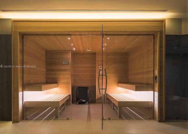 Building Photo - 488 NE 18th St