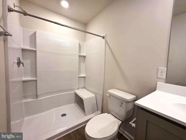 Building Photo - 1424 Sugarplum Ln