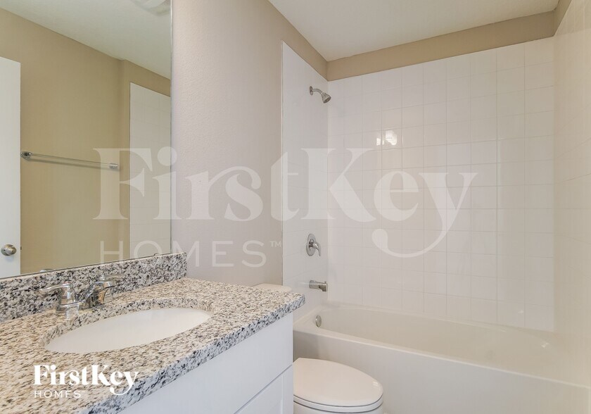 Building Photo - 111 Southern Breeze Lp