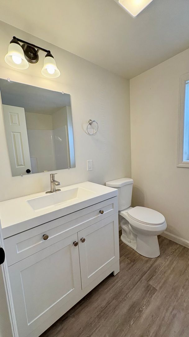 Building Photo - 518 E Cumberland St