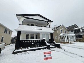 Building Photo - 3378 E 134th St