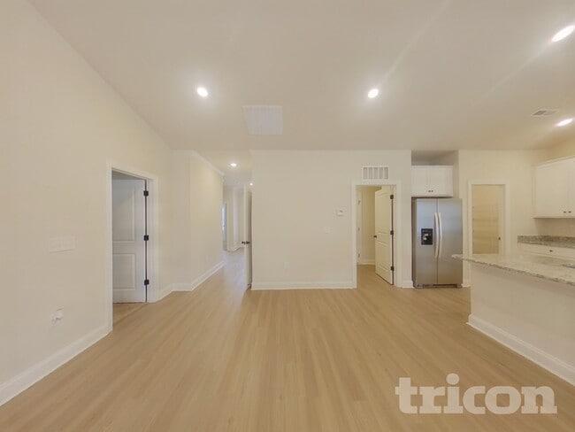 Building Photo - 7121 Jerimoth Dr