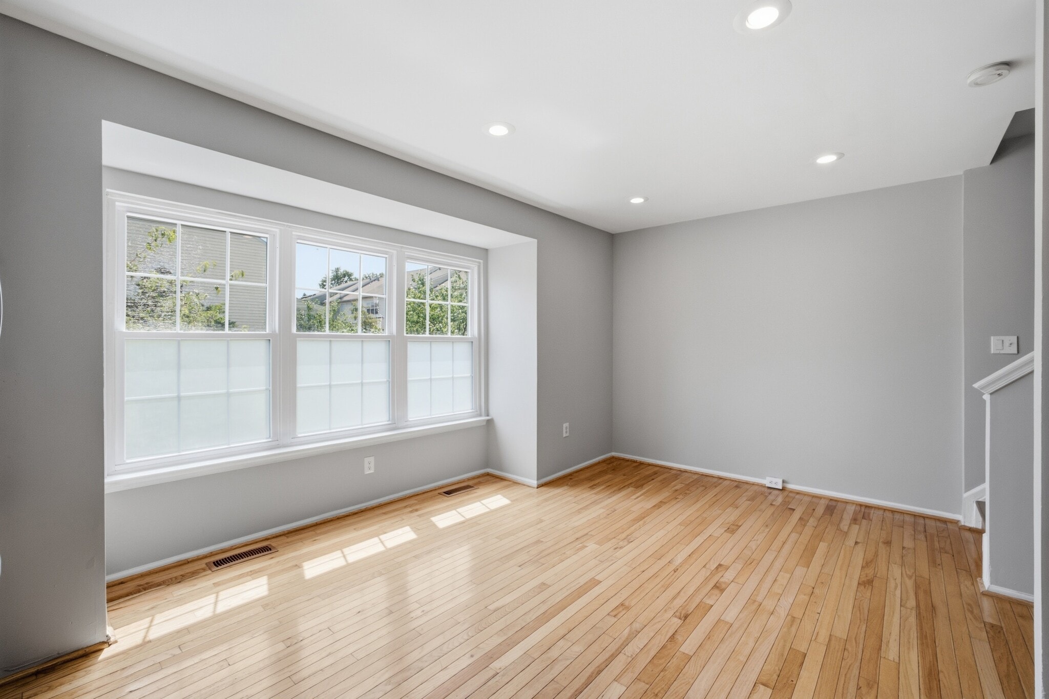 second floor kitchen/dining area - 6228 William Edgar Dr