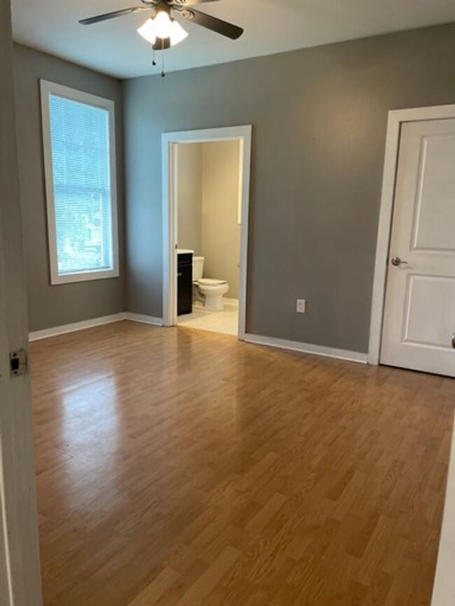 Building Photo - Single Family Home