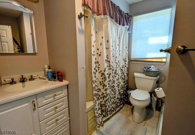 Building Photo - 385 Allentown Rd