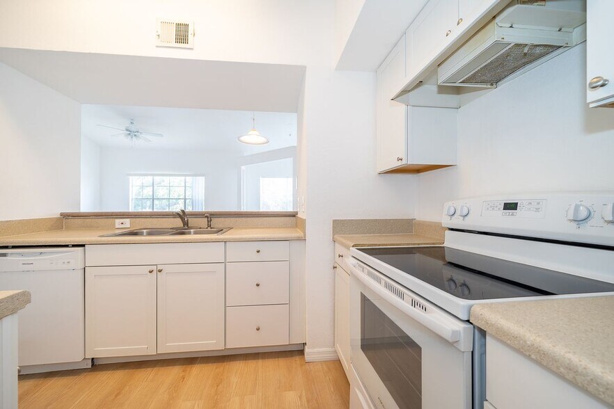 Building Photo - 5144 City St