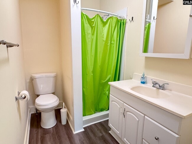 Building Photo - 232 Michaelmas Ave