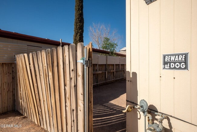 Building Photo - 11827 Quail Bush Cir